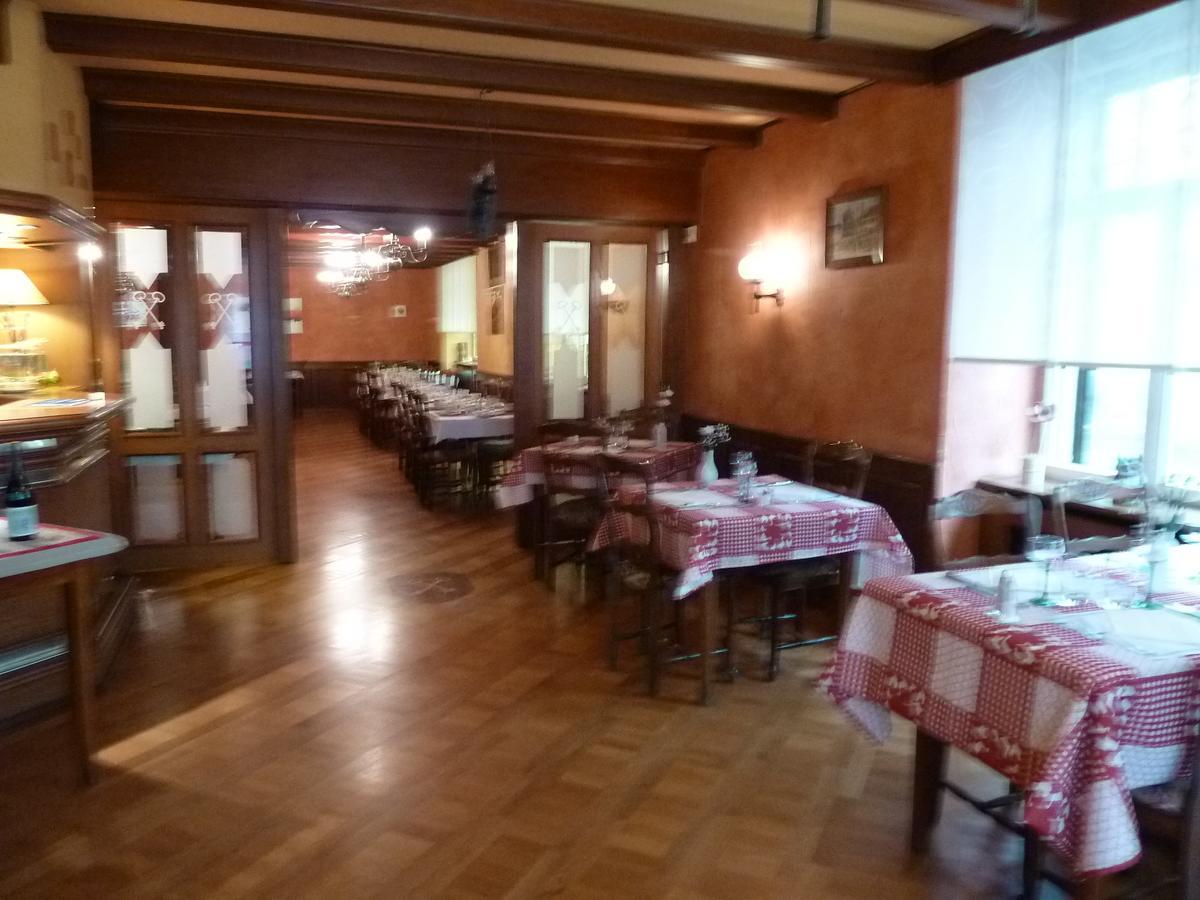 מלון Marmoutier Aux Deux Clefs מראה חיצוני תמונה